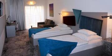 Фото номера Двухместный номер с 1 кроватью или 2 отдельными кроватями Отель Hotel Lenart г. Величка 8
