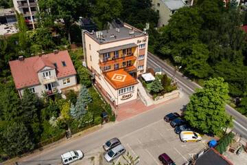 Фотографии Гостевой дом Ośrodek Usług Hotelarskich Kinga г. Величка (Польша) №2 Фото Гостевой дом Ośrodek Usług Hotelarskich Kinga г. Величка 2