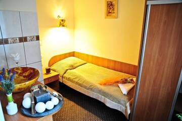 Фото номера Одноместный номер Гостевой дом Ośrodek Usług Hotelarskich Kinga г. Величка 5