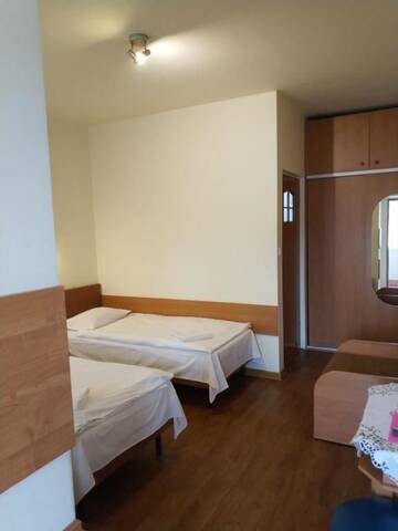 Фото номера Классический трехместный номер Отель Hotel Górsko г. Величка 7