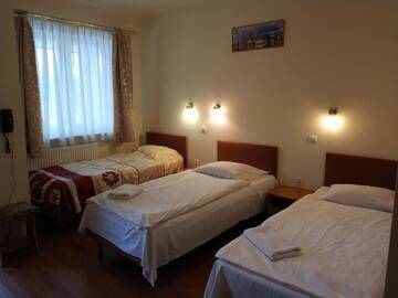 Фото номера Классический трехместный номер Отель Hotel Górsko г. Величка 8