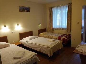 Фото номера Классический трехместный номер Отель Hotel Górsko г. Величка 4