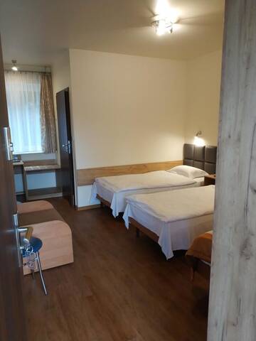Фото номера Трехместный номер Делюкс Отель Hotel Górsko г. Величка 14