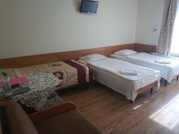Фото номера Трехместный номер с основными удобствами Отель Hotel Górsko г. Величка 7