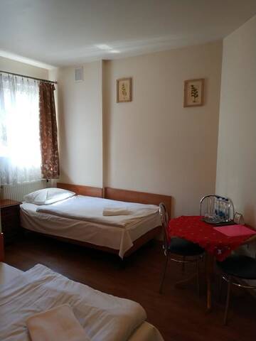 Фото номера Трехместный номер с основными удобствами Отель Hotel Górsko г. Величка 4
