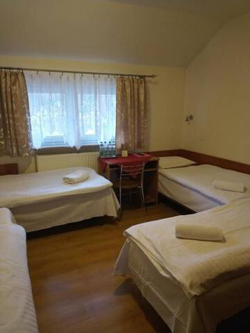 Фото номера Четырехместный номер Отель Hotel Górsko г. Величка 4