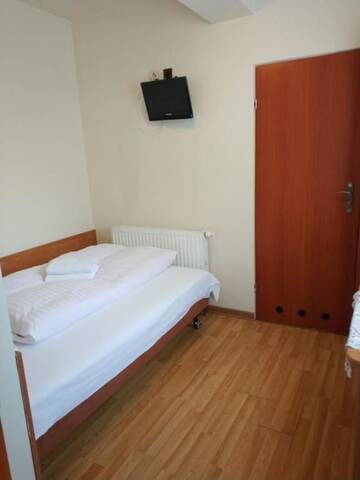 Фото номера Небольшой одноместный номер Отель Hotel Górsko г. Величка 6