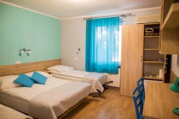 Фото номера Трехместный номер Мотели Hotel Na Wierzynka г. Величка 22
