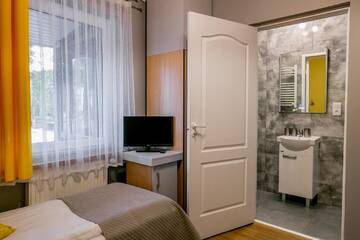 Фото номера Одноместный номер Мотели Hotel Na Wierzynka г. Величка 3