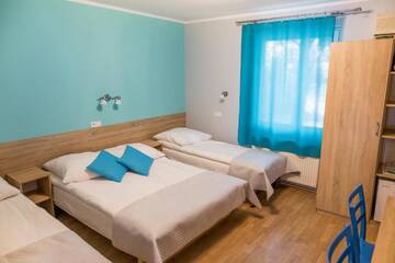 Фото номера Трехместный номер Мотели Hotel Na Wierzynka г. Величка 24