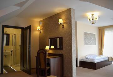 Фото номера Апартаменты с 1 спальней и балконом Отель Hotel - Restauracja Koral г. Величка 2