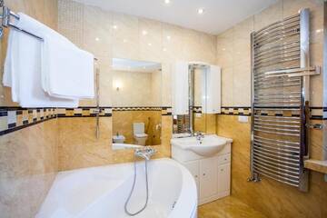 Фото номера Апартаменты с 3 спальнями Апартаменты Apartamenty SaltApart г. Величка 12