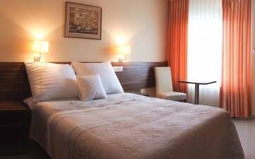 Фото номера Одноместный номер Отель Hotel Soray г. Величка 2